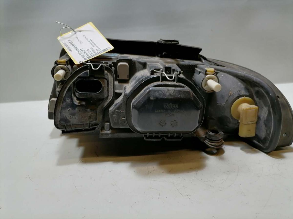 Audi A4 B5 BJ00 original Scheinwerfer rechts Halogen 8D0941004AK Facelift